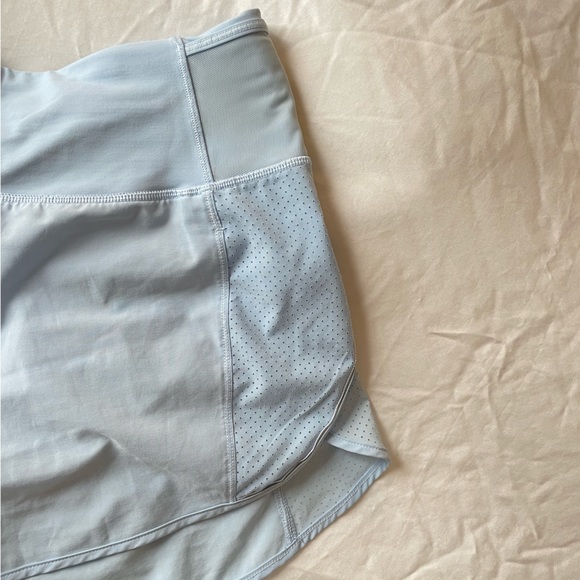 Lululemon Mid-Rise Lined Short 4” - Picture 4 of 4